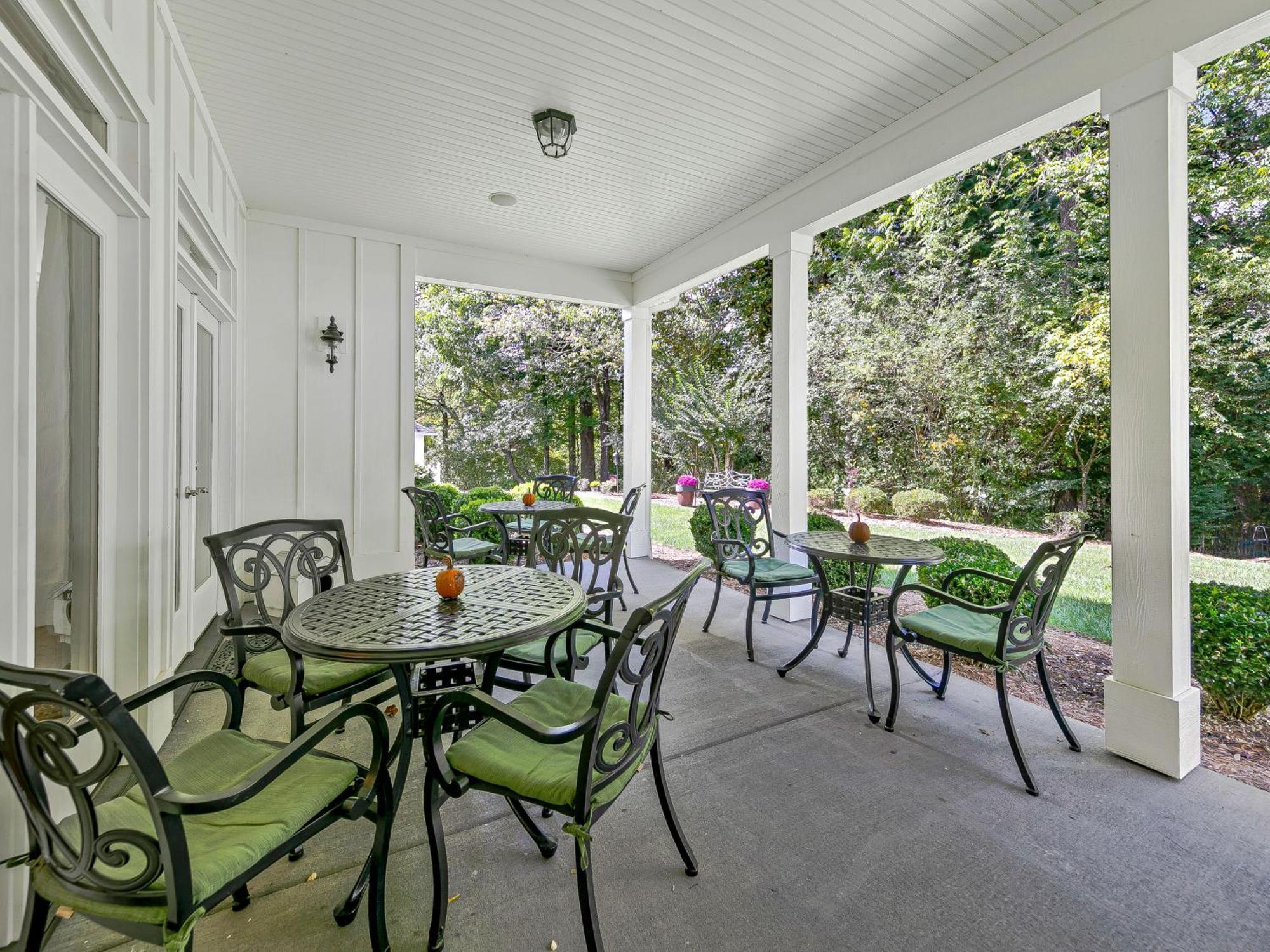 Bed & Breakfast On Tiffany Hill Mills River Exterior photo