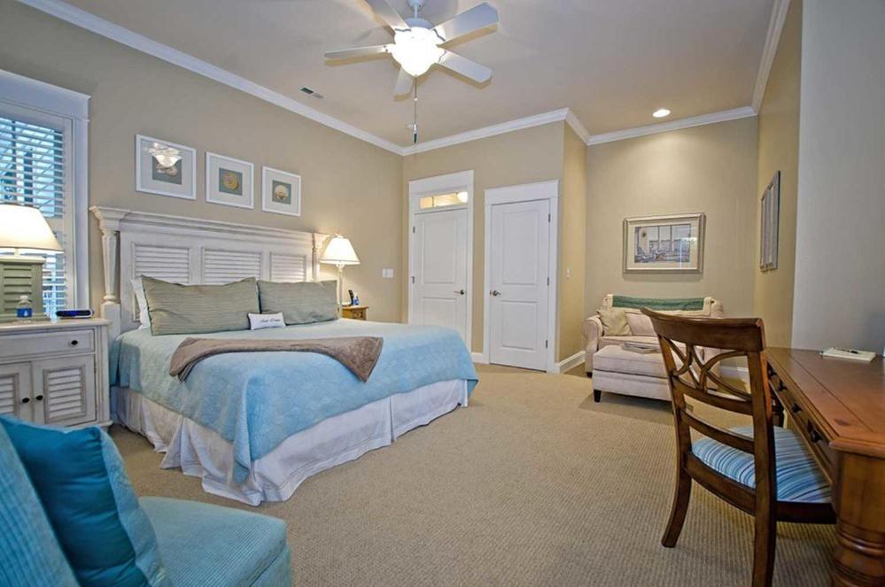 Bed & Breakfast On Tiffany Hill Mills River Room photo
